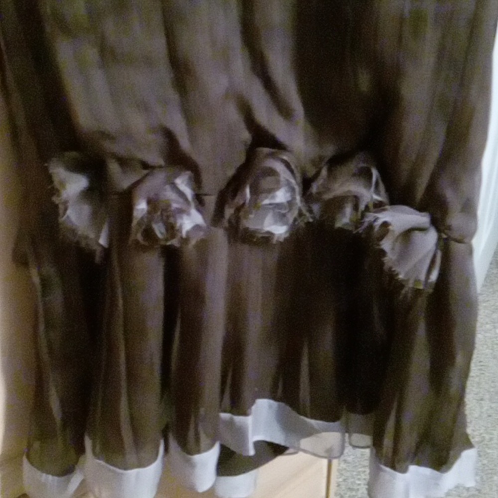 Dress - Picture 2 of 5